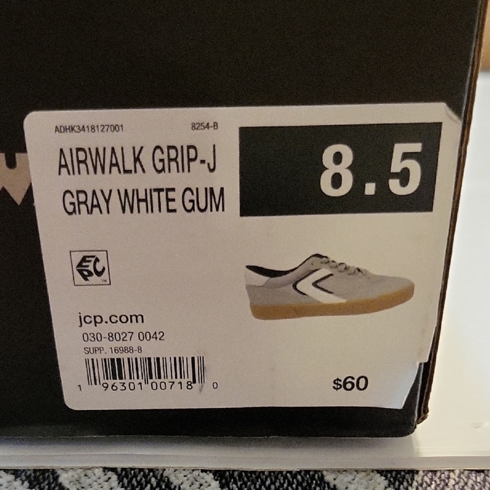 Airwalk Grip-J Skate Gray White Gum Shoes Sneakers Men’s Size 8.5 NIB